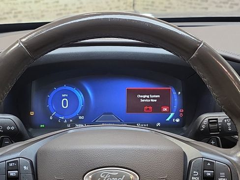 Used 2020 Ford Explorer Platinum w/ Premium Technology Package image 23