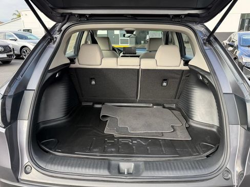 Used 2025 Honda HR-V LX image 31