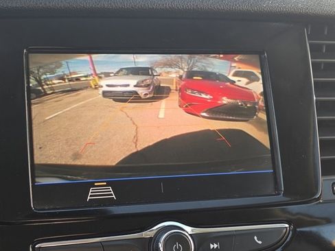 Used 2021 Buick Encore Preferred image 8