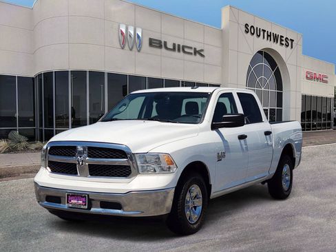 Used 2023 RAM 1500 Classic SLT w/ Electronics Group AWD/4WD image 2