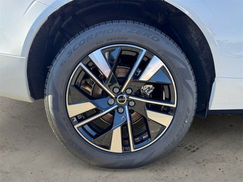 New 2026 Volvo XC60 B5 Plus w/ Protection Package Premier image 7
