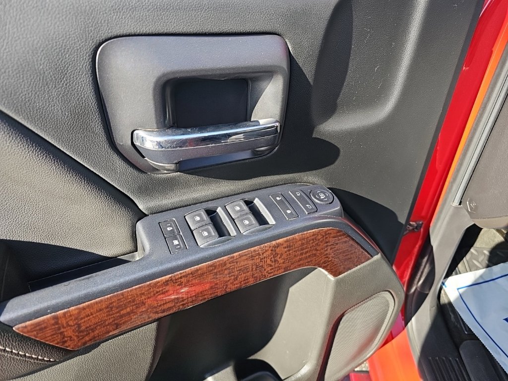Used 2017 GMC Sierra 1500 SLE w/ SLE Value Package AWD/4WD image 19
