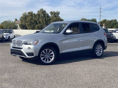 Used 2015 BMW X3 sDrive28i image 2