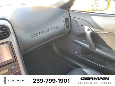 Used 2006 Chevrolet Corvette Convertible w/ Preferred Equipment Group image 35