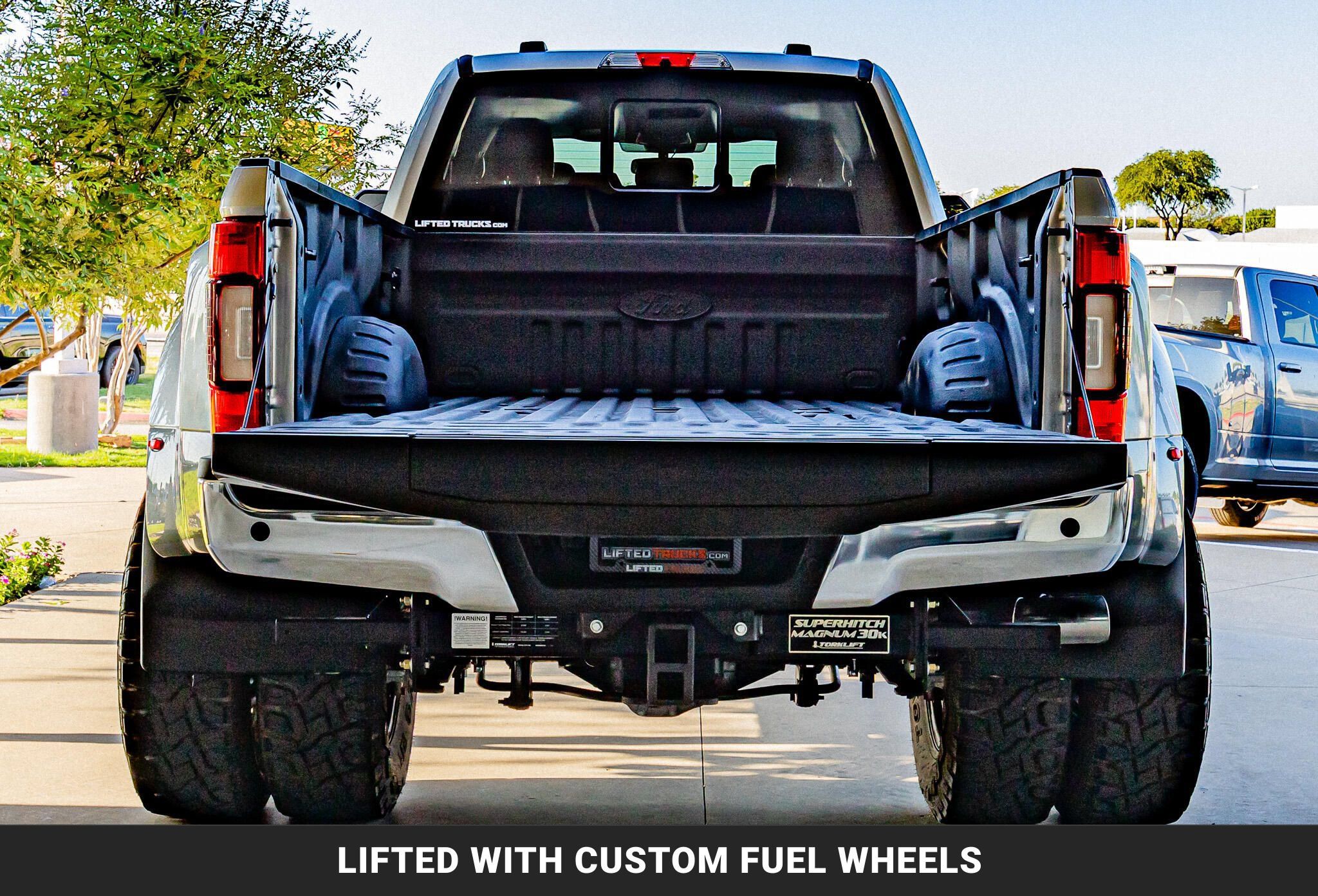 Used 2022 Ford F350 Lariat w/ Lariat Ultimate Package AWD/4WD image 8