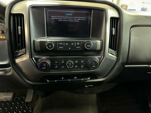 Used 2017 Chevrolet Silverado 1500 LT w/ All Star Edition AWD/4WD image 20
