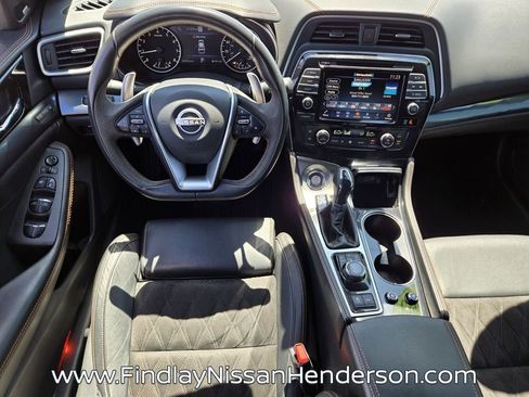 Used 2023 Nissan Maxima SR w/ Sport Mat Group FWD image 14