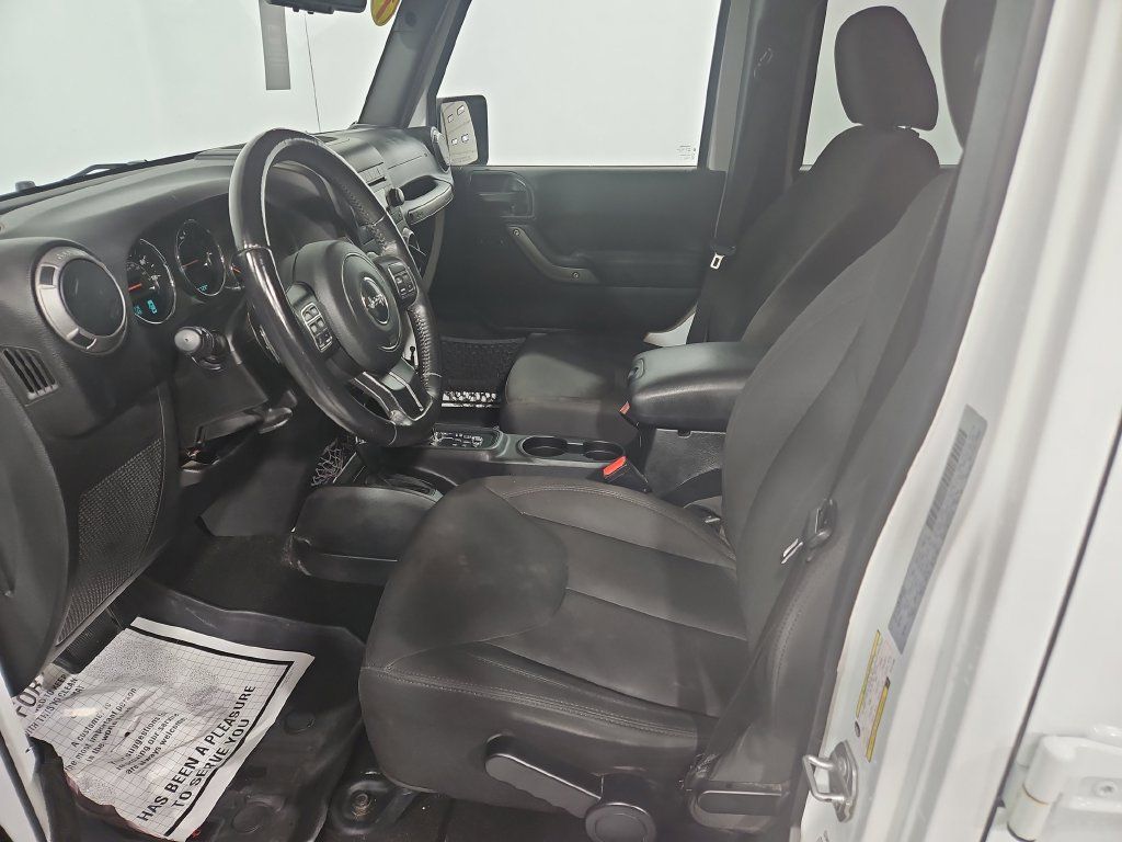 Used 2017 Jeep Wrangler Unlimited Sport w/ Quick Order Package 24S AWD/4WD image 10