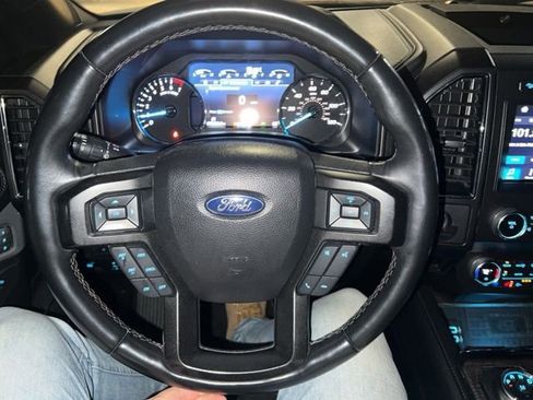 Used 2019 Ford Expedition Limited image 8