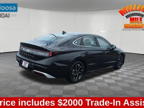 Used 2024 Hyundai Sonata SEL FWD image 8