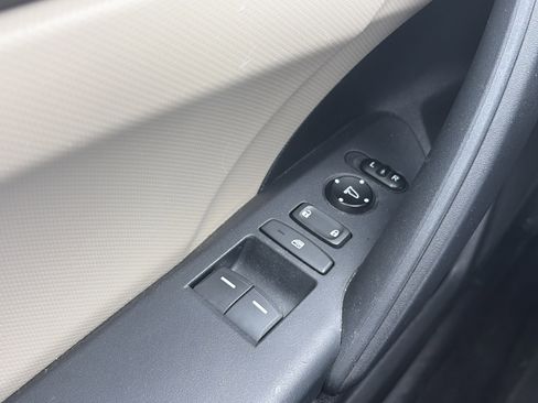 Used 2017 Honda Civic LX image 21