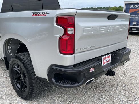 Used 2019 Chevrolet Silverado 1500 LT Trail Boss AWD/4WD image 31