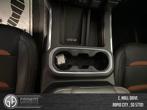 Used 2019 GMC Sierra 1500 AT4 w/ AT4 Preferred Package AWD/4WD image 25