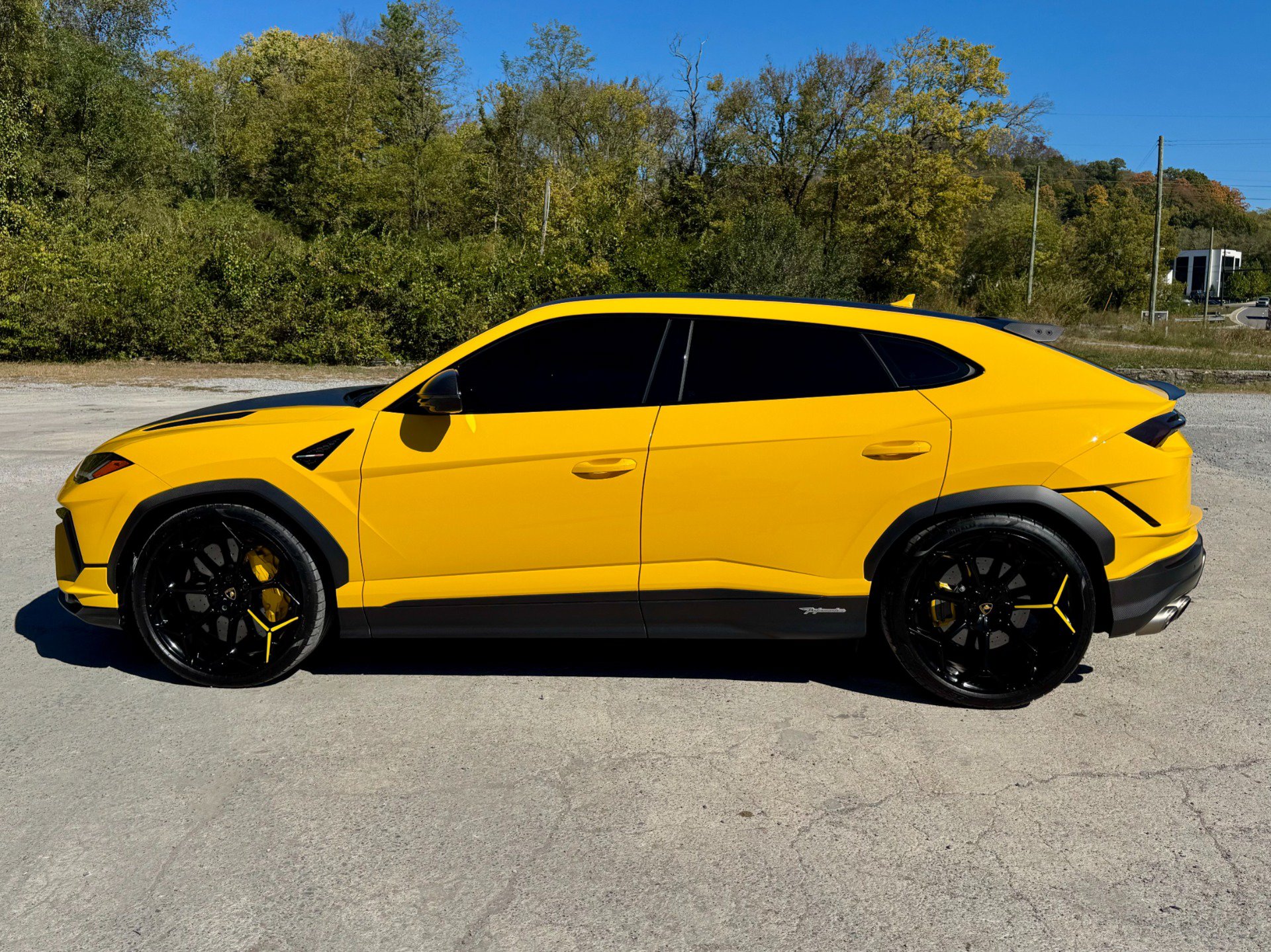 Used 2024 Lamborghini Urus Performante AWD/4WD image 8