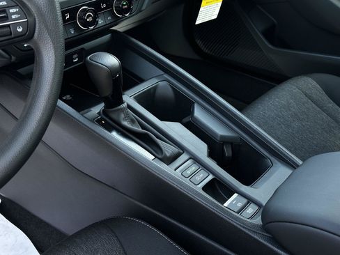Certified 2026 Honda Accord SE image 13
