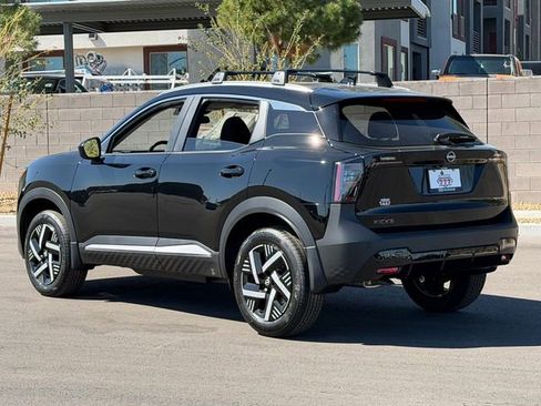 New 2026 Nissan Kicks SV w/ Cold Weather Package FWD image 3