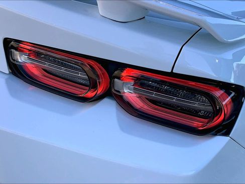 Used 2022 Chevrolet Camaro ZL1 image 28