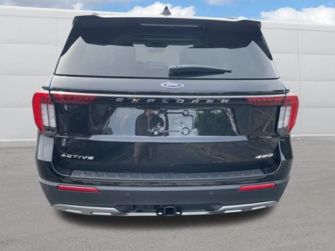 New 2026 Ford Explorer Active w/ Active Comfort Package AWD/4WD image 3