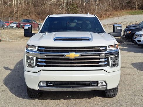 Used 2022 Chevrolet Silverado 2500 High Country w/ Safety Package II image 8