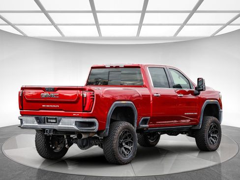 Used 2024 GMC Sierra 2500 SLT w/ SLT Premium Package image 4