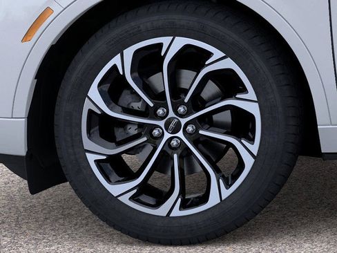 New 2026 Lincoln Nautilus Reserve AWD/4WD image 19