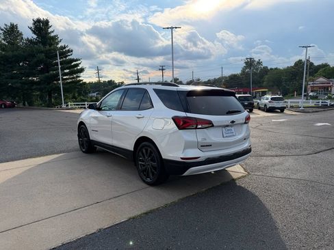 Certified 2023 Chevrolet Equinox RS w/ RS Leather Package AWD/4WD image 5
