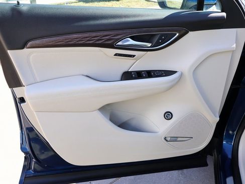 Certified 2023 Buick Envision Avenir image 21