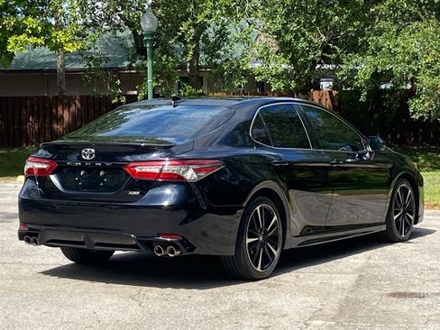 Used 2018 Toyota Camry XSE w/ Driver Assist Package FWD image 7