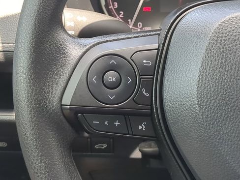 Used 2024 Toyota RAV4 XLE w/ Convenience Package FWD image 23