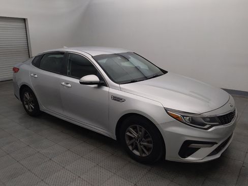 Used 2020 Kia Optima LX FWD image 11