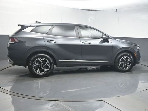Used 2025 Kia Sportage LX AWD/4WD image 8