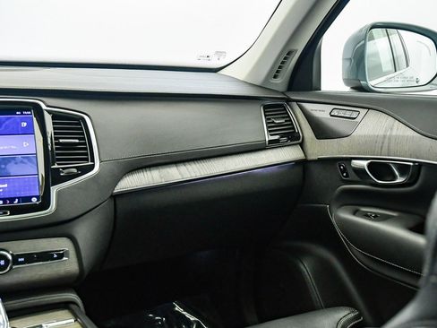 Certified 2023 Volvo XC90 T8 Ultimate w/ Protection Package Premier image 16