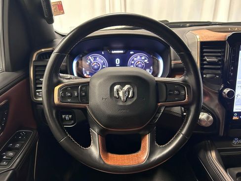 Used 2023 RAM 1500 Limited AWD/4WD image 9