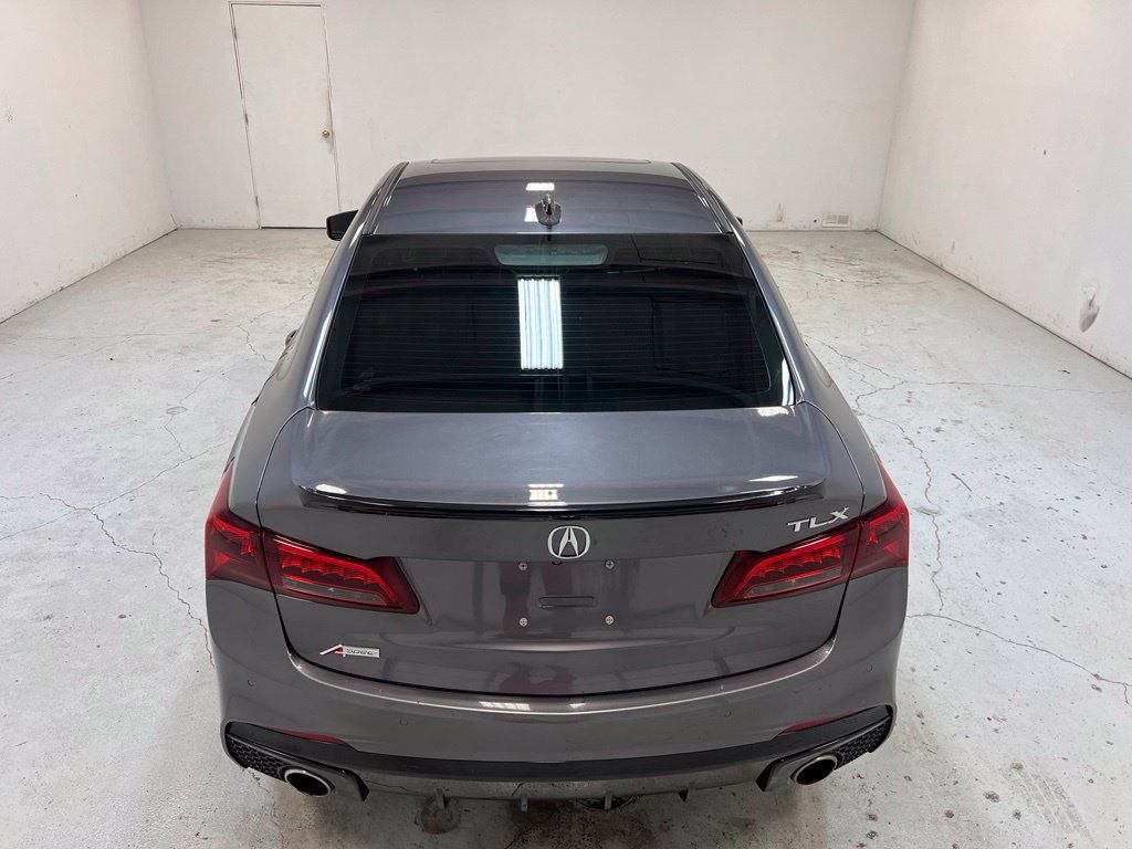 Used 2019 Acura TLX w/ Technology & A-SPEC Package FWD image 3