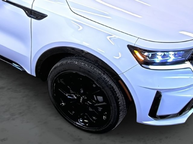 Used 2023 Kia Sorento SX AWD/4WD image 17