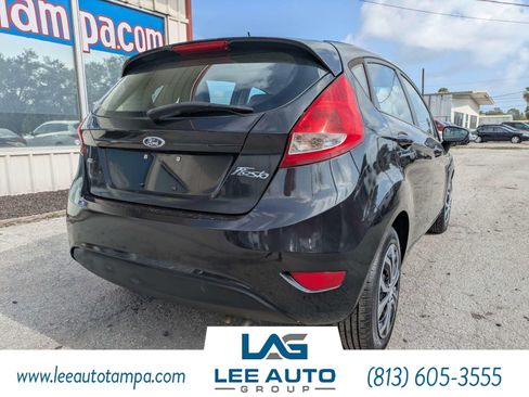 Used 2012 Ford Fiesta SE FWD image 3