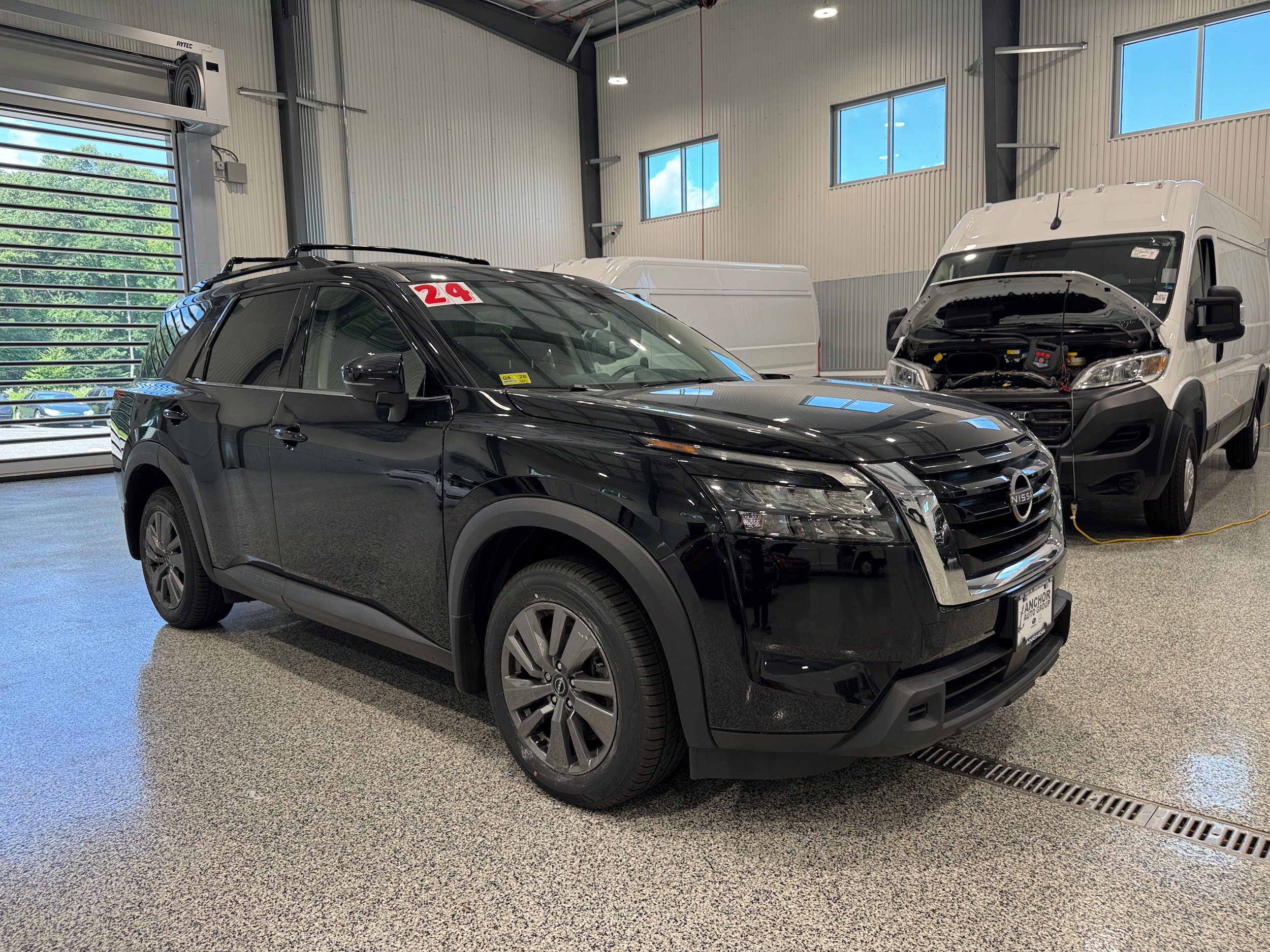 Used 2024 Nissan Pathfinder SV w/ SV Premium Package AWD/4WD image 3