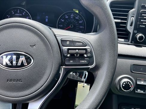 Used 2018 Kia Sportage LX FWD image 23