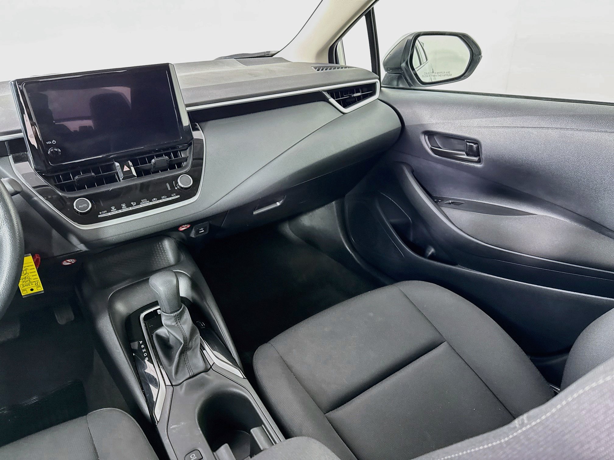 Certified 2025 Toyota Corolla LE FWD image 21
