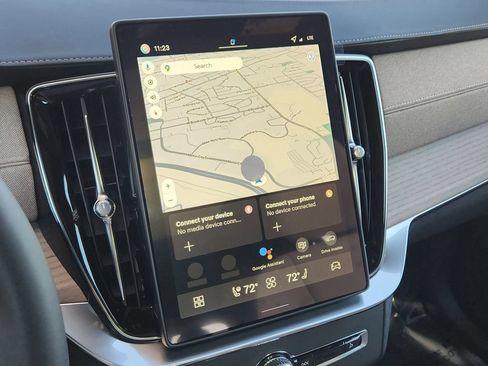 New 2026 Volvo XC90 B5 Core AWD/4WD image 8