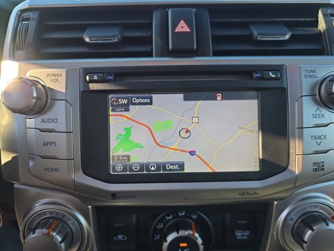 Used 2015 Toyota 4Runner SR5 Premium image 20