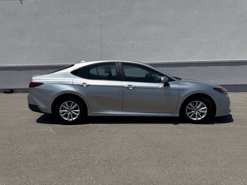 Used 2026 Toyota Camry LE FWD image 1