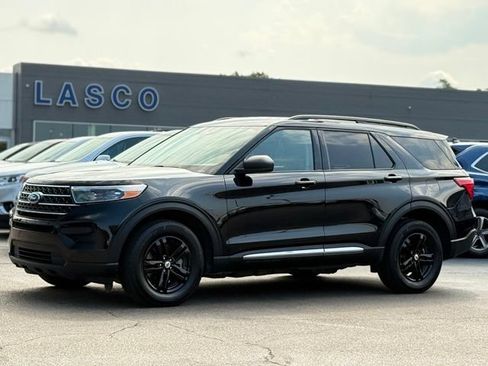 Used 2024 Ford Explorer XLT w/ Class IV Trailer Tow Package AWD/4WD image 1