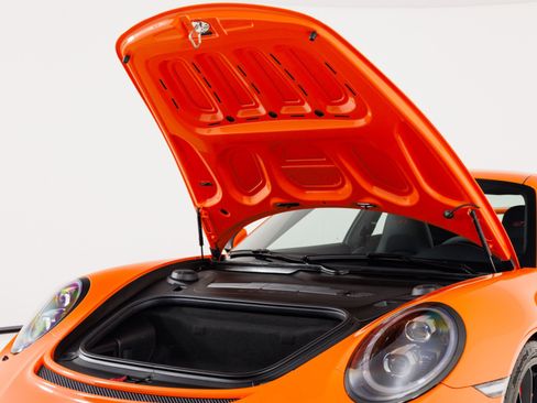 Used 2018 Porsche 911 GT3 RWD image 49