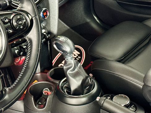 Used 2018 MINI Cooper S FWD image 27