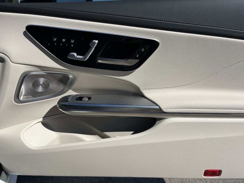 Certified 2025 Mercedes-Benz CLE 300 4MATIC Cabriolet image 15