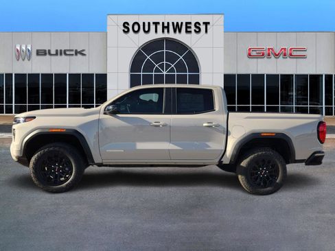 New 2026 GMC Canyon Elevation w/ Convenience Package image 3