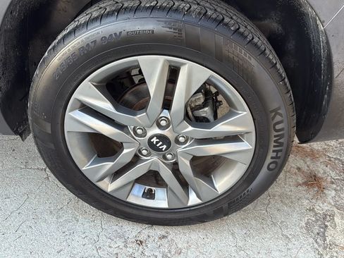 Used 2021 Kia Seltos S FWD image 46