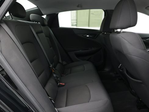 Used 2023 Chevrolet Malibu LT FWD image 39