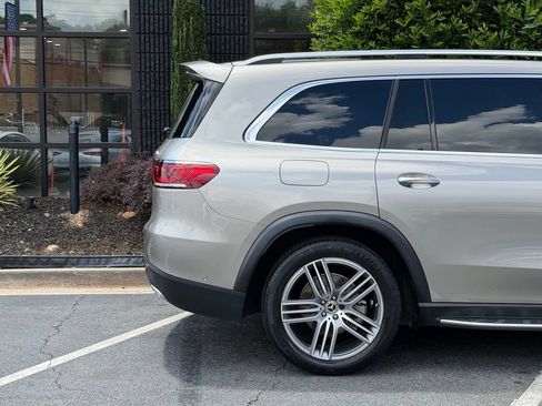 Used 2022 Mercedes-Benz GLS 450 4MATIC image 22